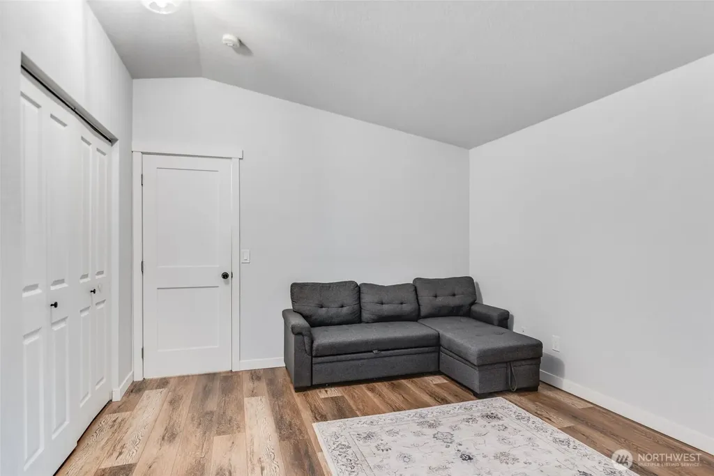 6301 36th Street SE Auburn WA 98092