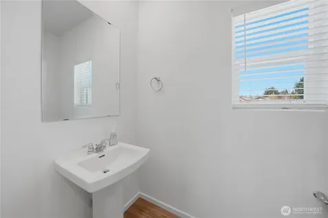 9811 31st Avenue SE Everett WA 98208