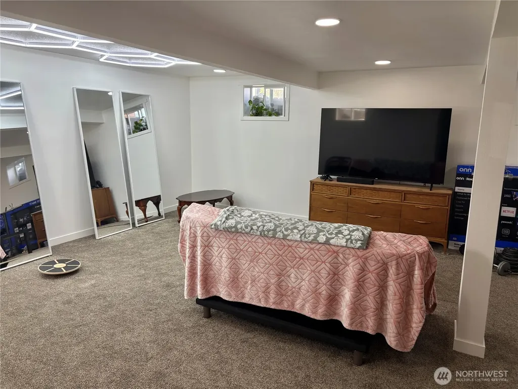 28 Highway 7 Tonasket WA 98855