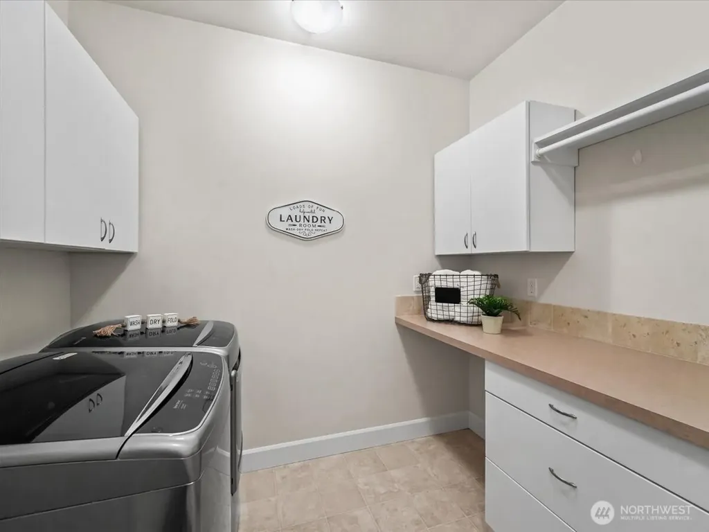 5032 N Villard Street Ruston WA 98407