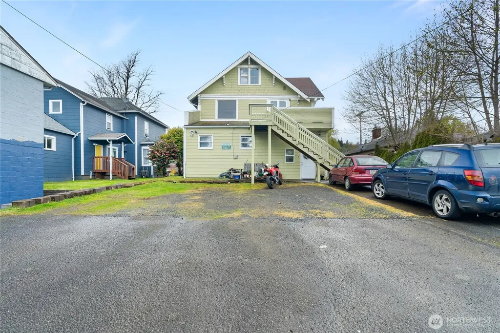 107 W 4th Street Aberdeen WA 98520