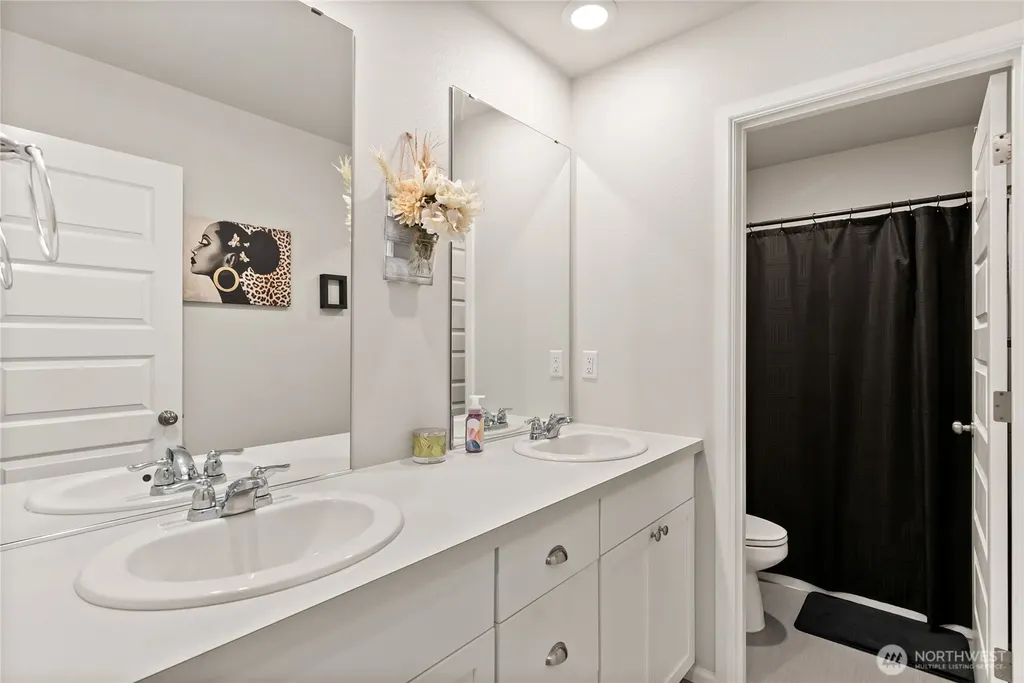 19802 137th Avenue E Graham WA 98338