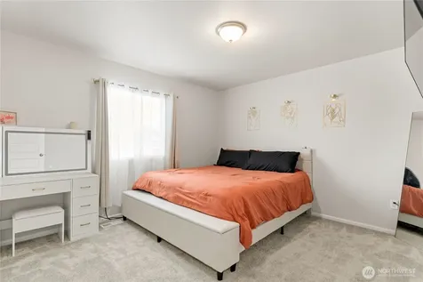 19802 137th Avenue E Graham WA 98338