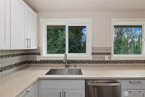 5110 S 163rd Place Tukwila WA 98188