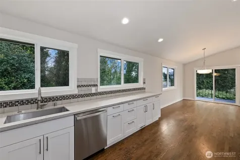 5110 S 163rd Place Tukwila WA 98188