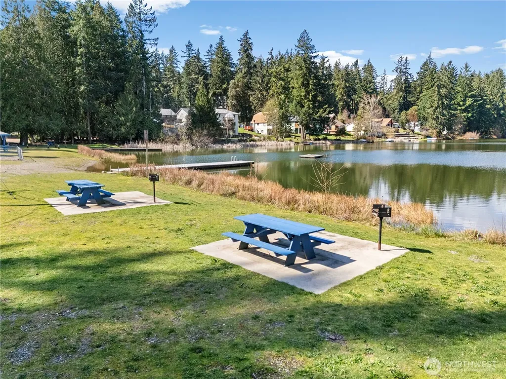 19025 SW 23rd Street Lakebay WA 98349