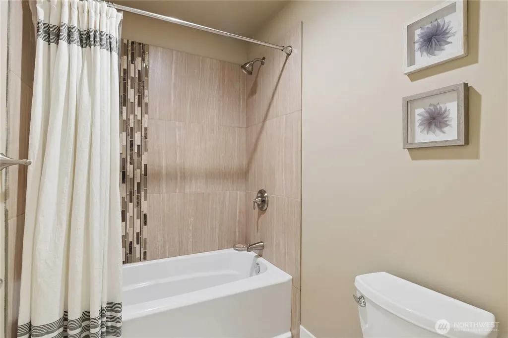 13430 Patriot Way SE Renton WA 98059