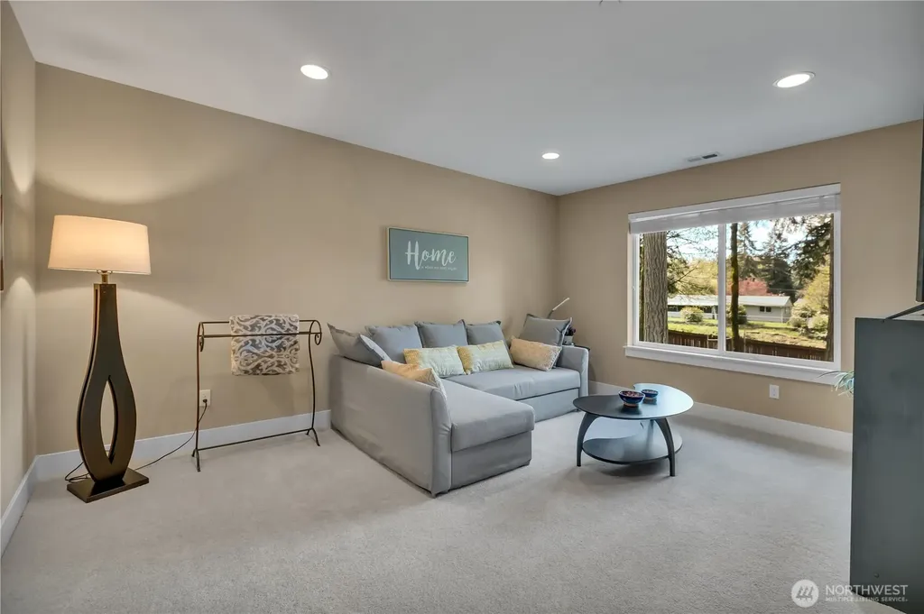 13430 Patriot Way SE Renton WA 98059