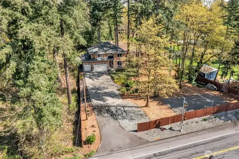 13430 Patriot Way SE Renton WA 98059