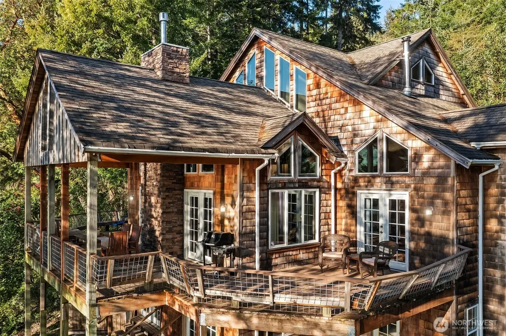 500 E Nicole Lane Shelton WA 98584