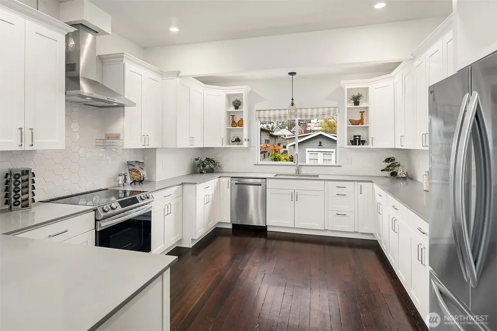 227 29th Avenue E Seattle WA 98112