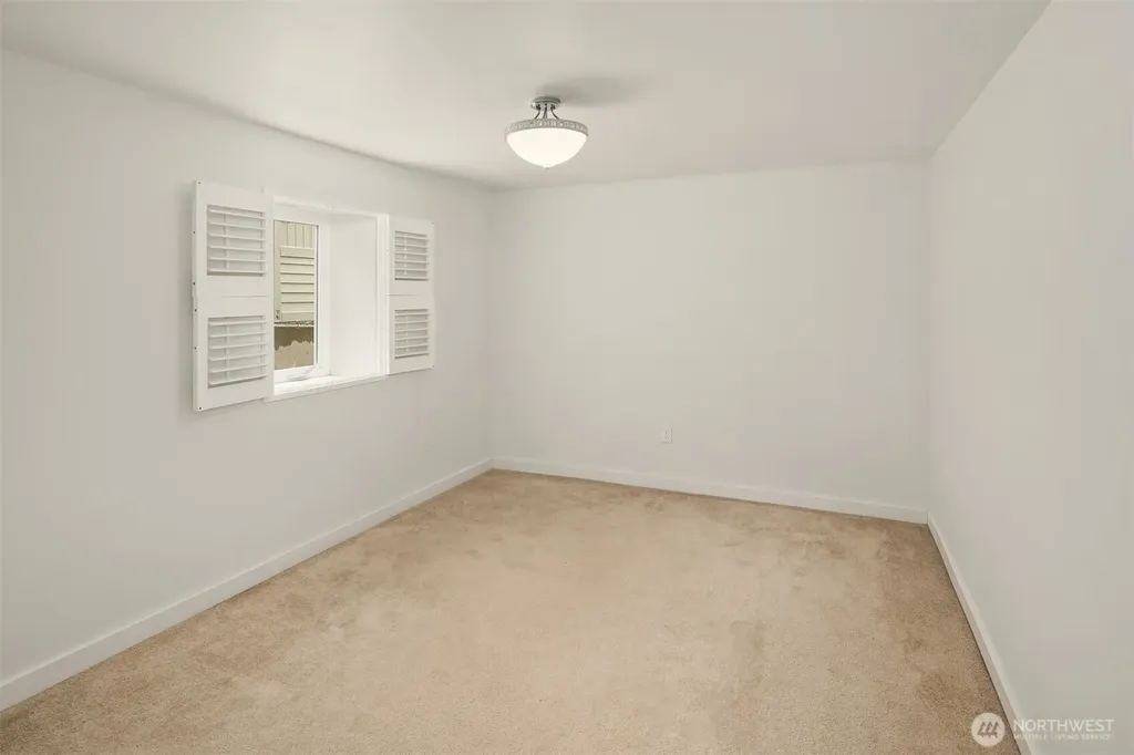 227 29th Avenue E Seattle WA 98112
