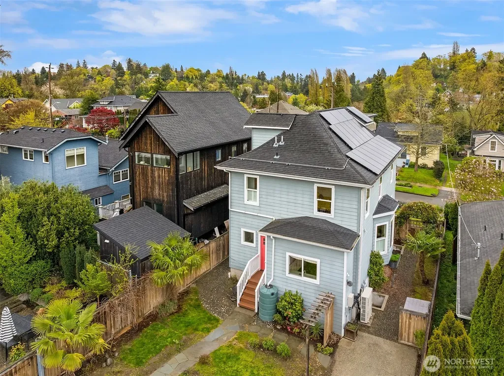 227 29th Avenue E Seattle WA 98112