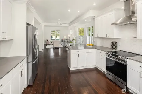 227 29th Avenue E Seattle WA 98112