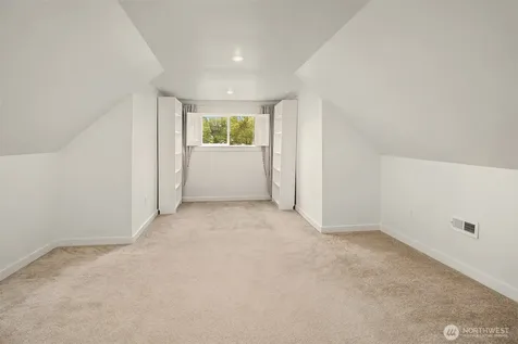 227 29th Avenue E Seattle WA 98112