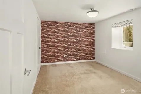 227 29th Avenue E Seattle WA 98112