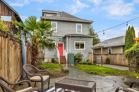 227 29th Avenue E Seattle WA 98112