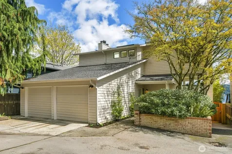 12570 Riviera Place NE Seattle WA 98125