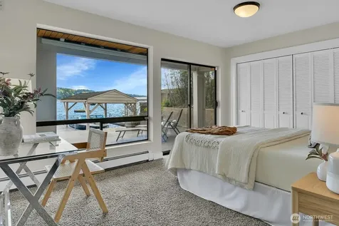 12570 Riviera Place NE Seattle WA 98125