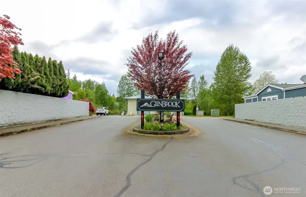 27452 149th Avenue SE Kent WA 98042