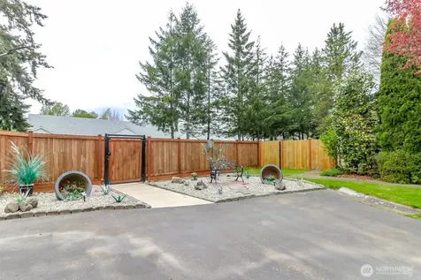 27452 149th Avenue SE Kent WA 98042