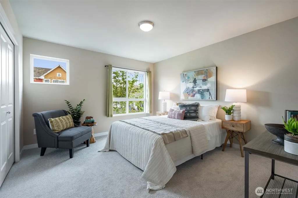 9725 10th Place SW Seattle WA 98106