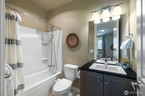 9725 10th Place SW Seattle WA 98106