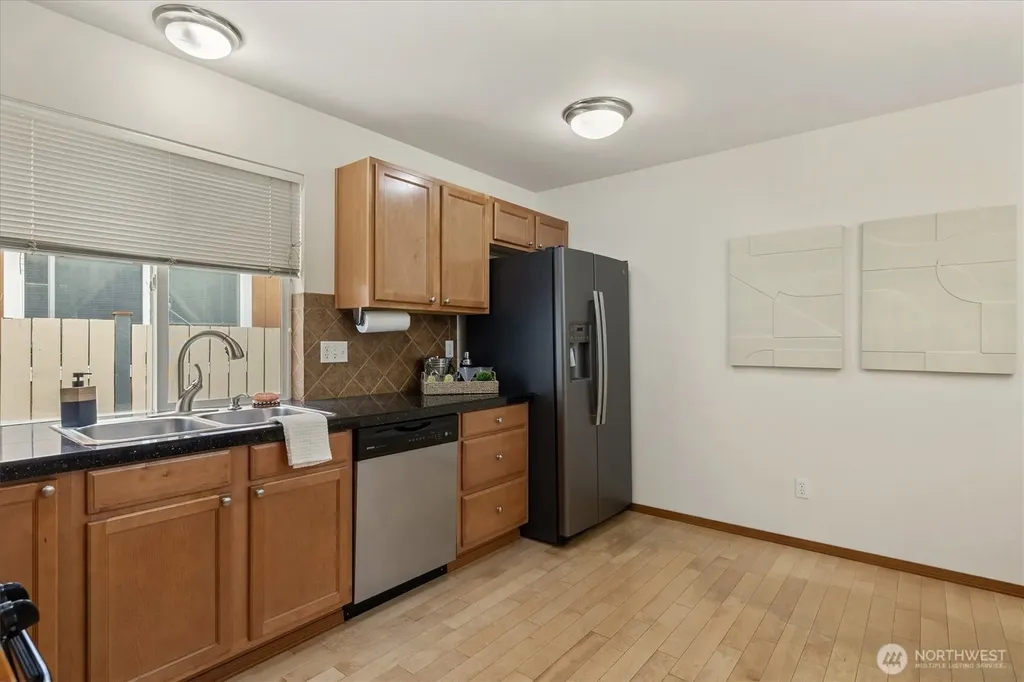 10050 19th Avenue SW Seattle WA 98146