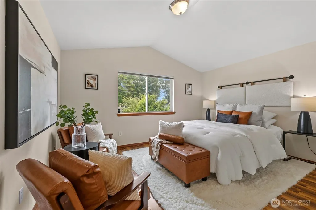 10050 19th Avenue SW Seattle WA 98146