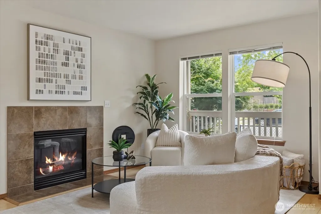 10050 19th Avenue SW Seattle WA 98146