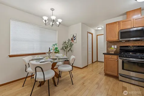 10050 19th Avenue SW Seattle WA 98146