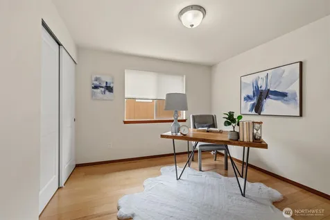 10050 19th Avenue SW Seattle WA 98146