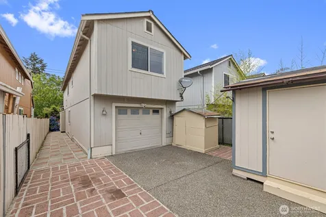 10050 19th Avenue SW Seattle WA 98146
