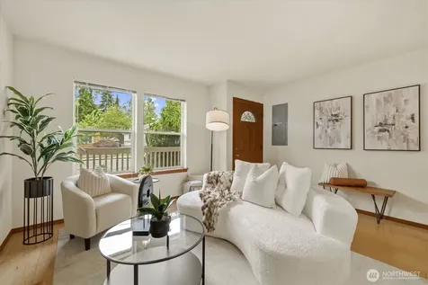 10050 19th Avenue SW Seattle WA 98146