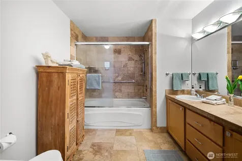 8630 113th Lane NE Kirkland WA 98033