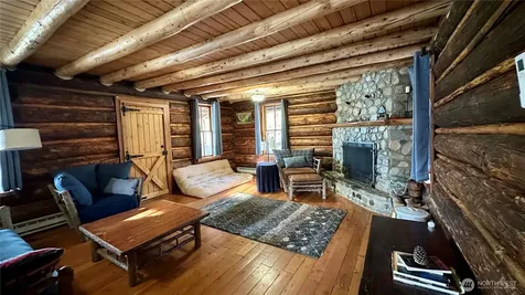 132 Twin Lakes Road Winthrop WA 98862