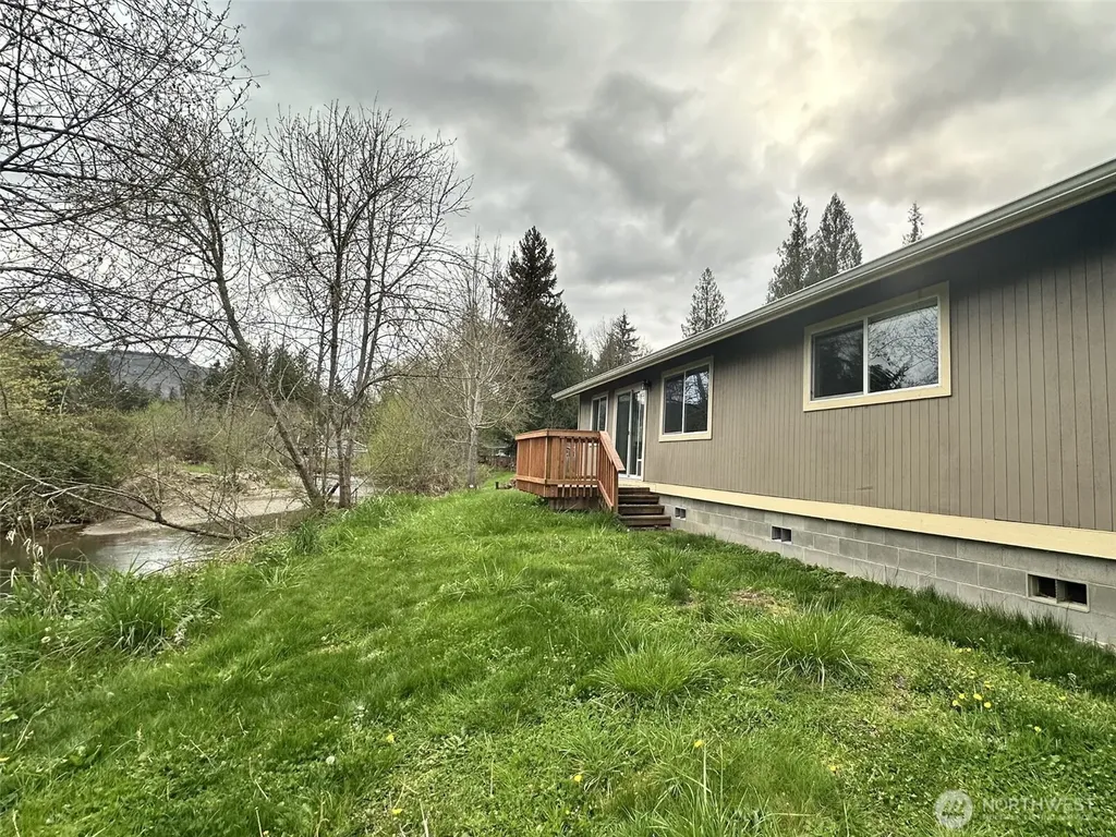 18538 Dynamite Dr SE Yelm WA 98597