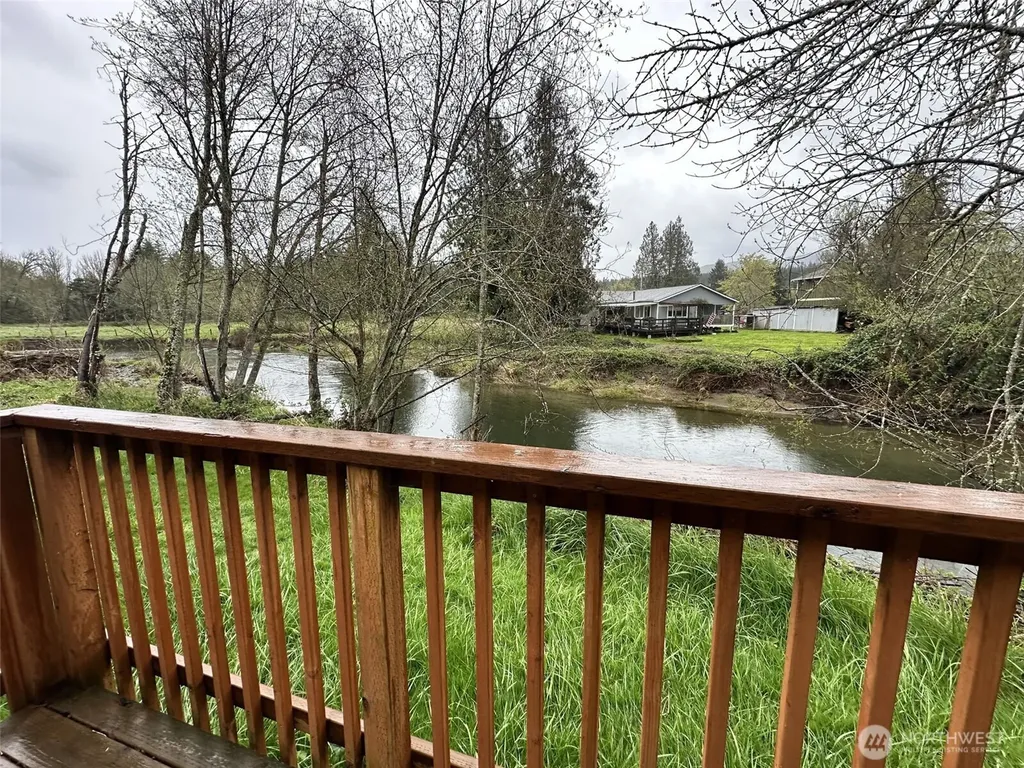 18538 Dynamite Dr SE Yelm WA 98597