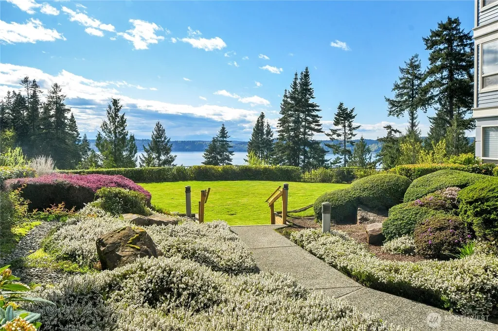 8260 53rd Avenue W Mukilteo WA 98275