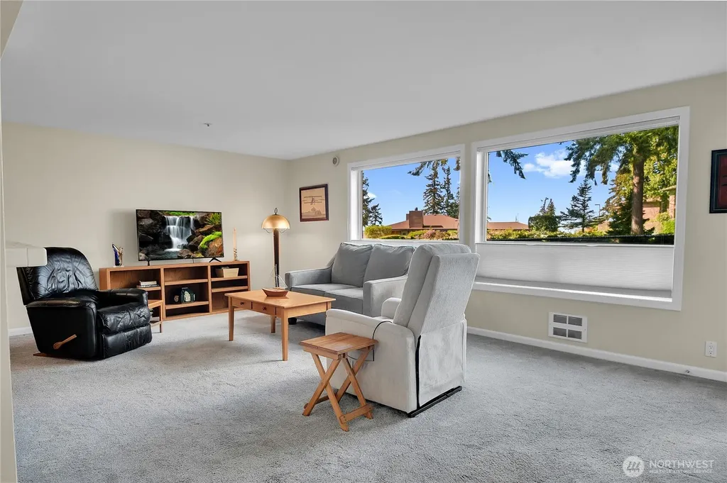 8260 53rd Avenue W Mukilteo WA 98275