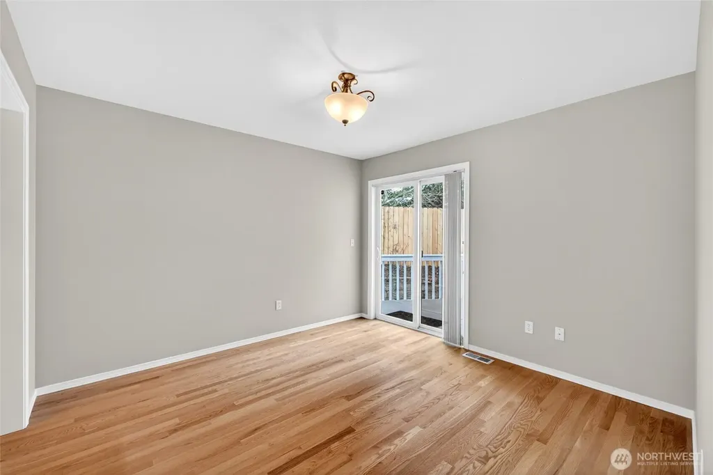 1492 Mountain View Drive Enumclaw WA 98022
