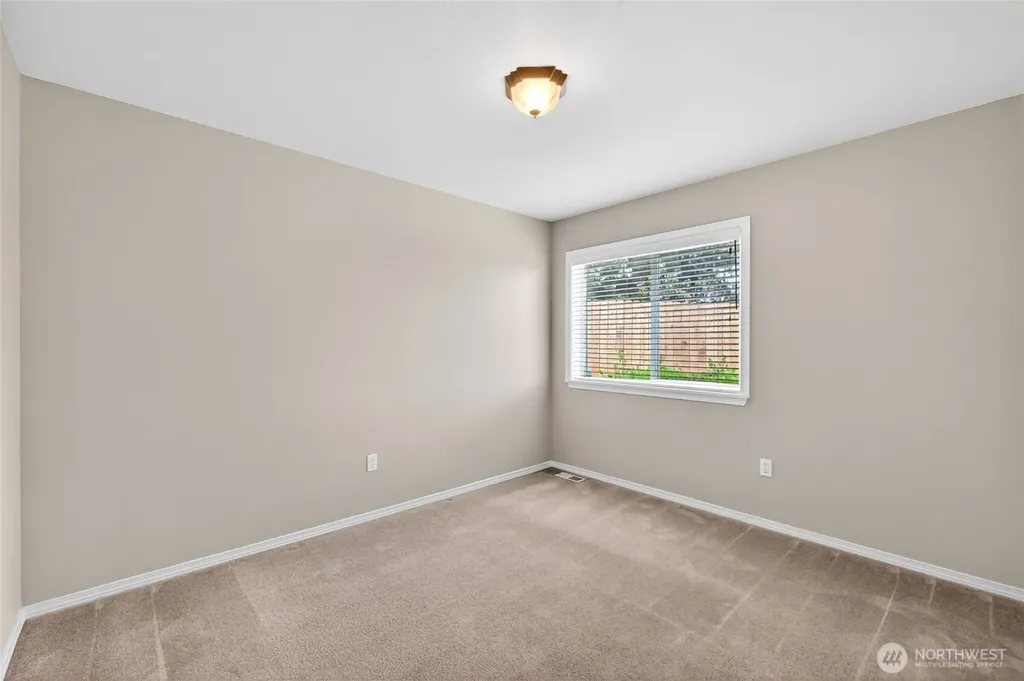 1492 Mountain View Drive Enumclaw WA 98022