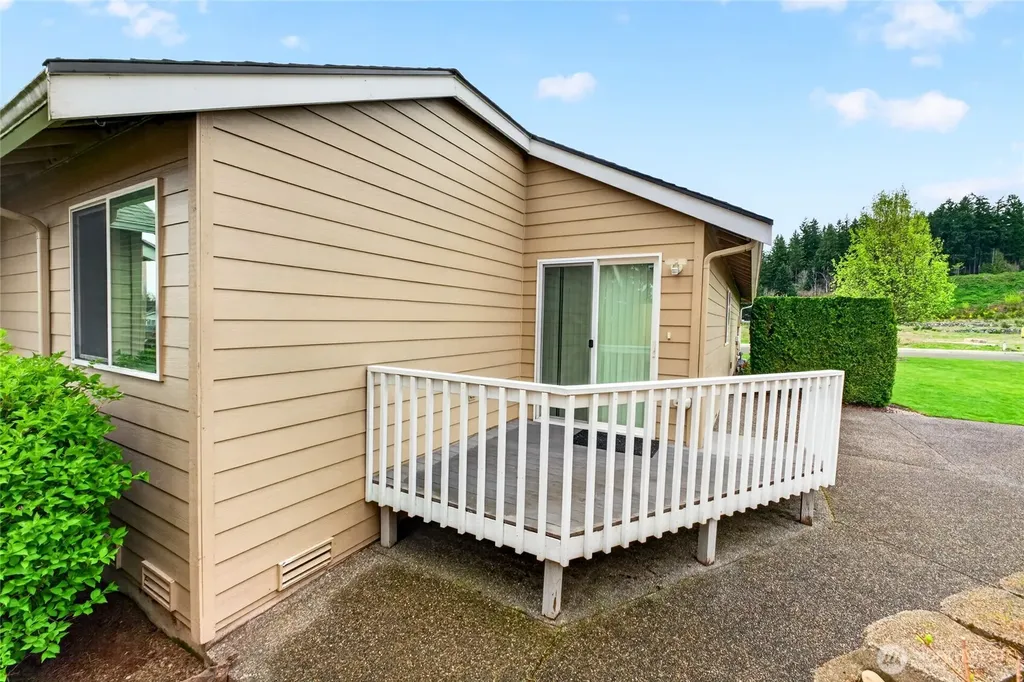 1492 Mountain View Drive Enumclaw WA 98022