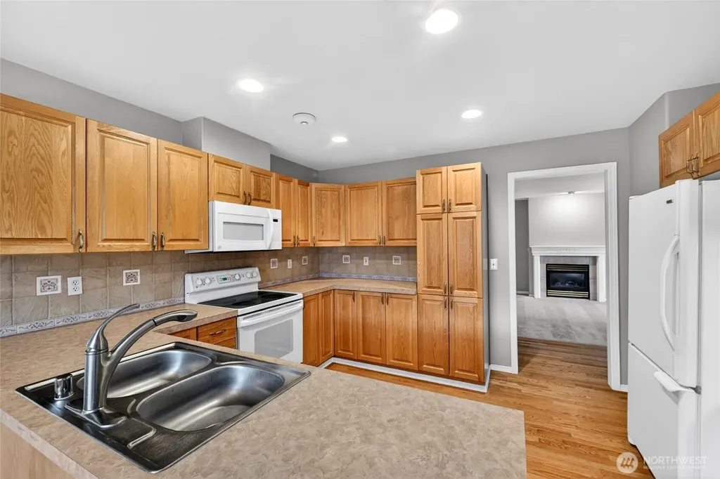 1492 Mountain View Drive Enumclaw WA 98022