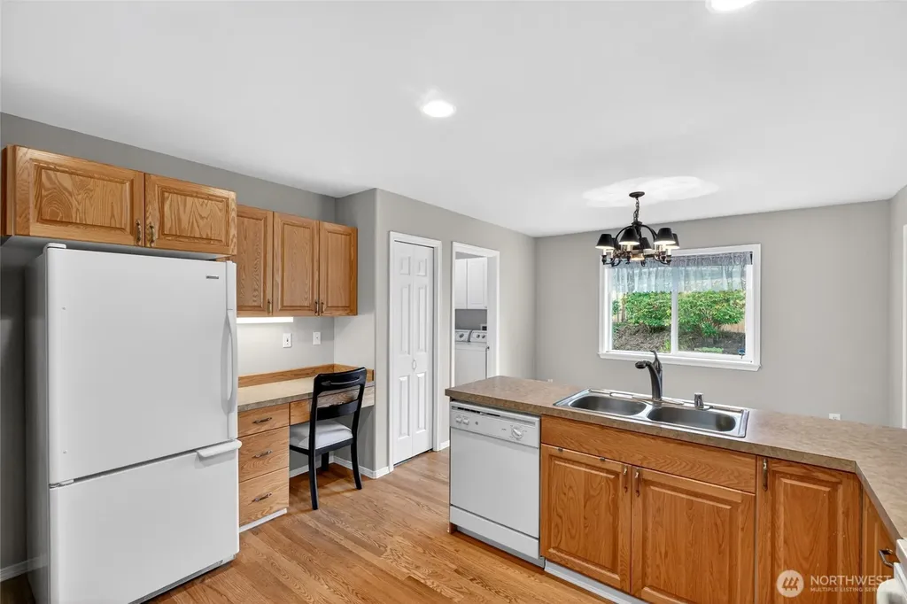 1492 Mountain View Drive Enumclaw WA 98022