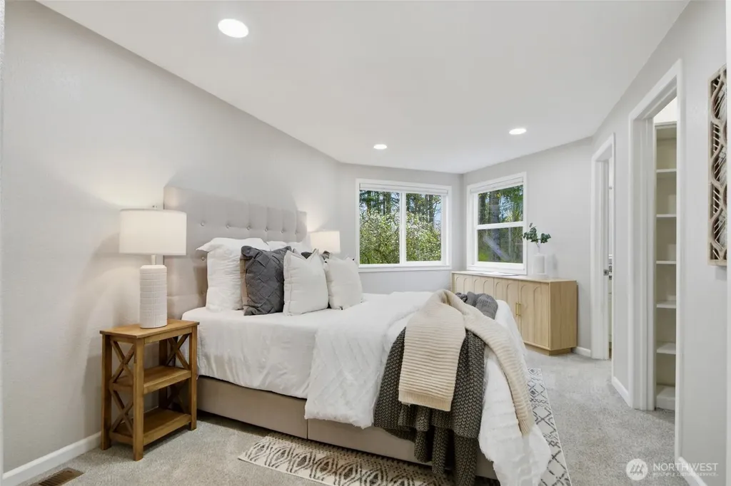 12708 NE 97th Place Kirkland WA 98033