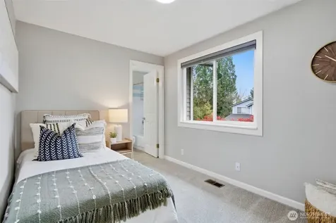 12708 NE 97th Place Kirkland WA 98033