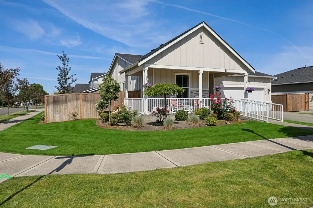 5594 157th Ave Ct E Sumner WA 98390