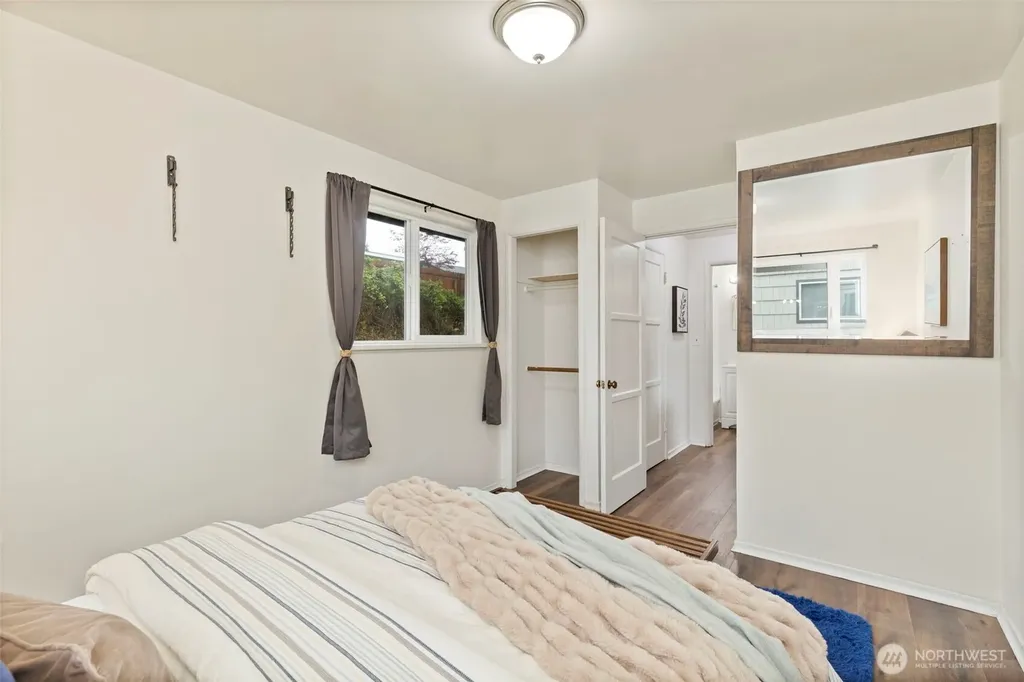 3326 - 3328 Halverson Avenue Bremerton WA 98310