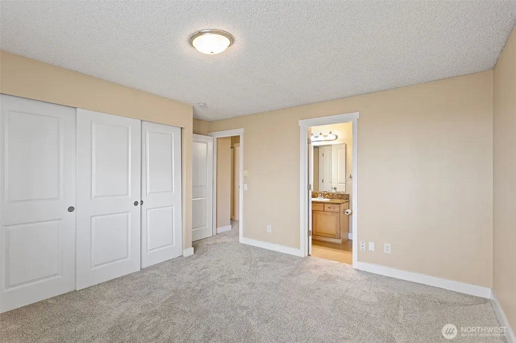 15230 SE 43rd Street Bellevue WA 98006